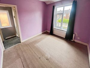 Bedroom- click for photo gallery